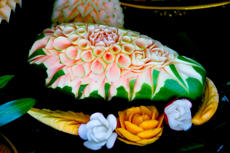 thai fruit carving-2